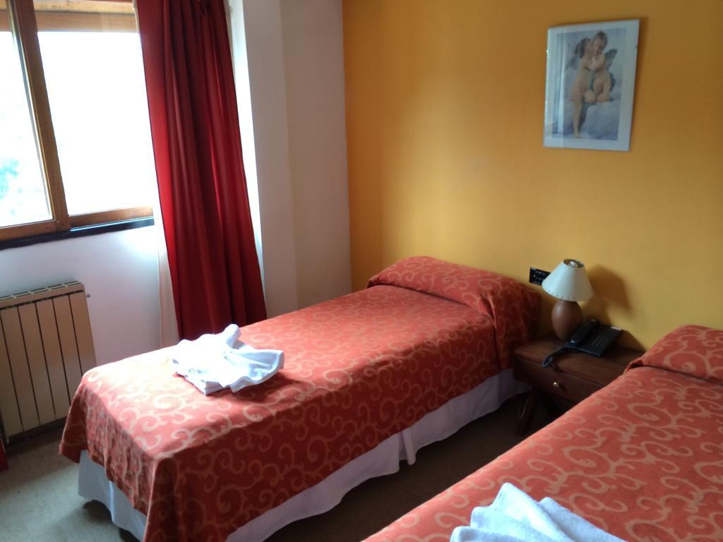 Hotel Kuntur Capilla del Monte Camera foto
