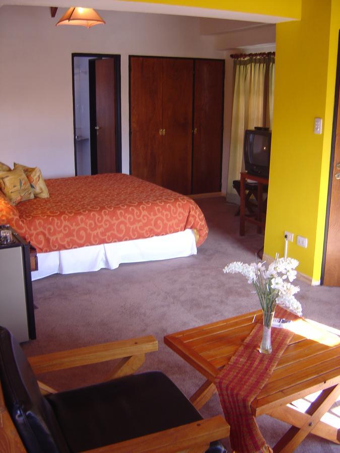 Hotel Kuntur Capilla del Monte Esterno foto