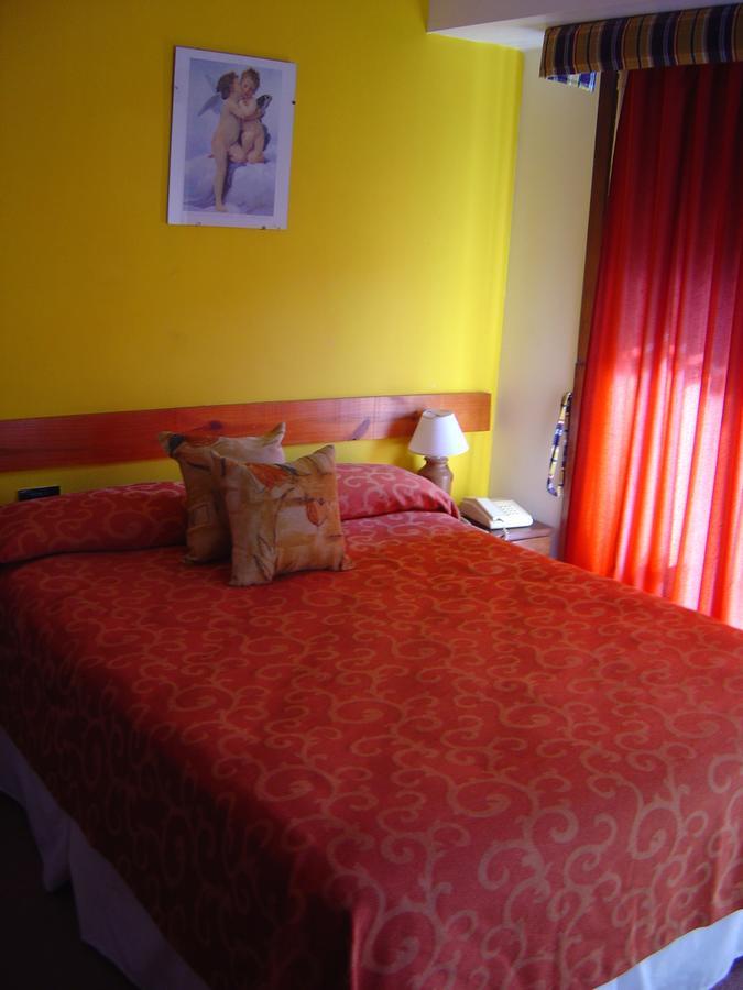 Hotel Kuntur Capilla del Monte Esterno foto